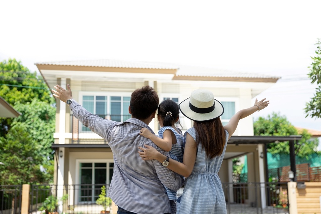 things to do before buying a house